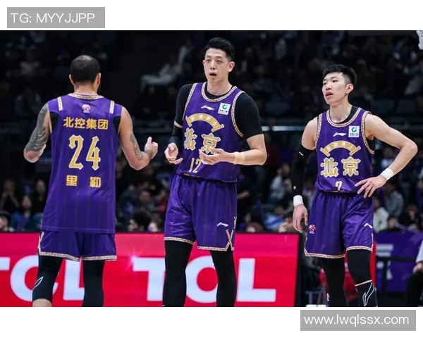 聚焦CBA新赛季多强角逐下球队变阵与青年球员成长趋势深度解析